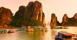 De la bahía de Halong a Angkor Wat