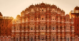 Del Taj Mahal al Himalaya