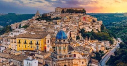 De Roma a Sicilia: historia y arte sin fin
